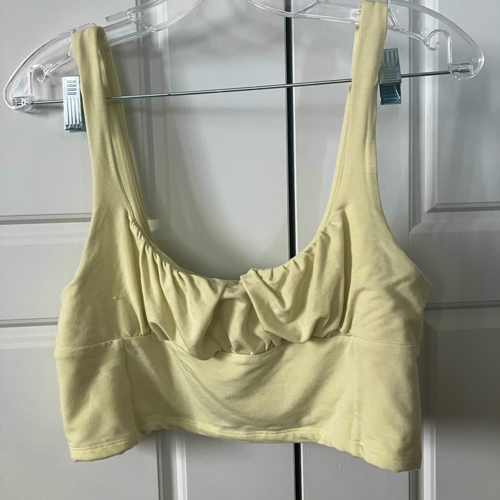 Aritzia Wilfred Free Cropped Tank
